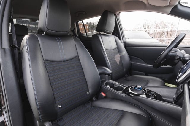 2021 NISSAN LEAF - 11