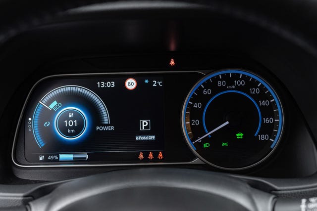 2022 NISSAN LEAF - 13