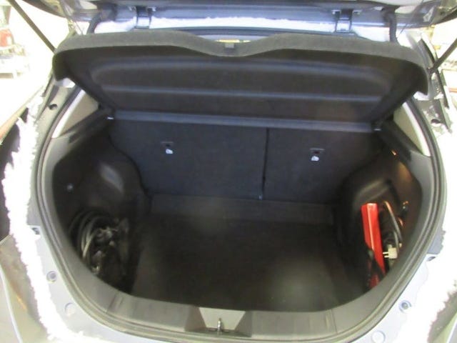 2022 NISSAN LEAF - 9