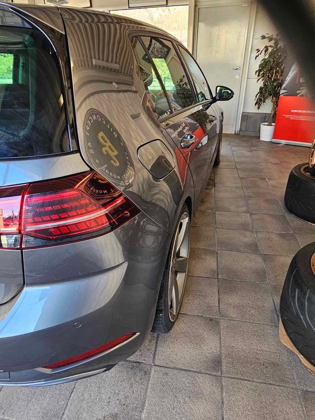 2018 VOLKSWAGEN GOLF - 8