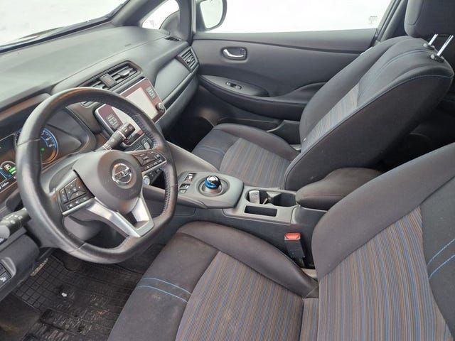 2021 NISSAN LEAF - 8