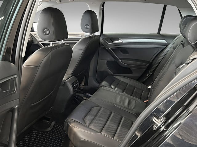 2019 VOLKSWAGEN GOLF - 10
