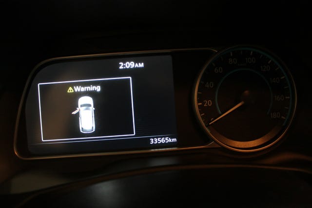 2021 NISSAN LEAF - 12