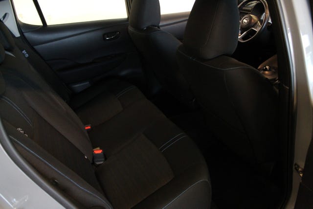 2021 NISSAN LEAF - 10