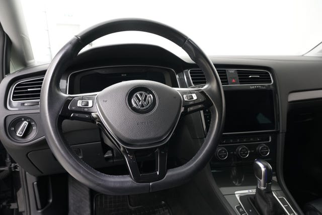 2019 VOLKSWAGEN GOLF - 8