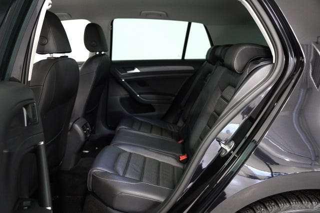 2019 VOLKSWAGEN GOLF - 9