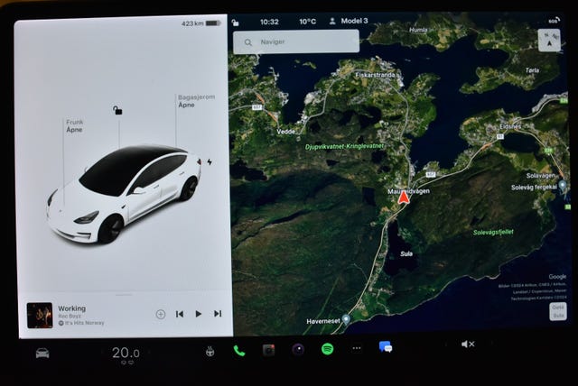 2021 TESLA MODEL 3 - 15