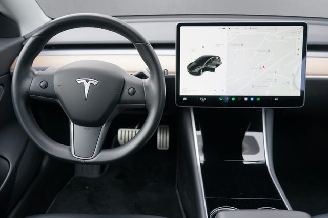 2019 TESLA MODEL 3 - 13
