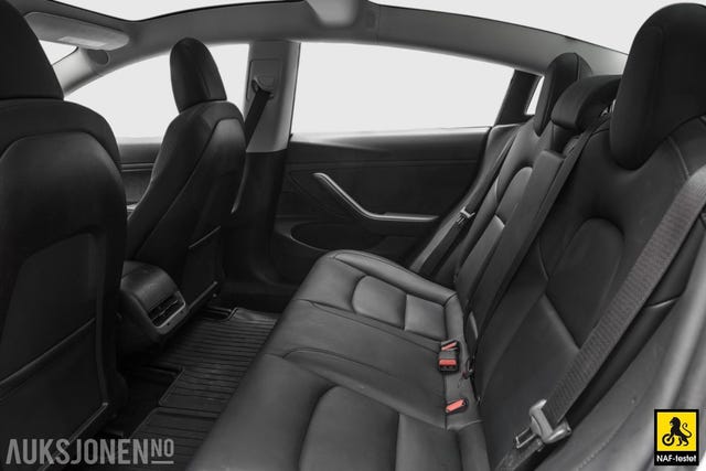 2019 TESLA MODEL 3 - 11