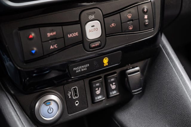 2021 NISSAN LEAF - 16