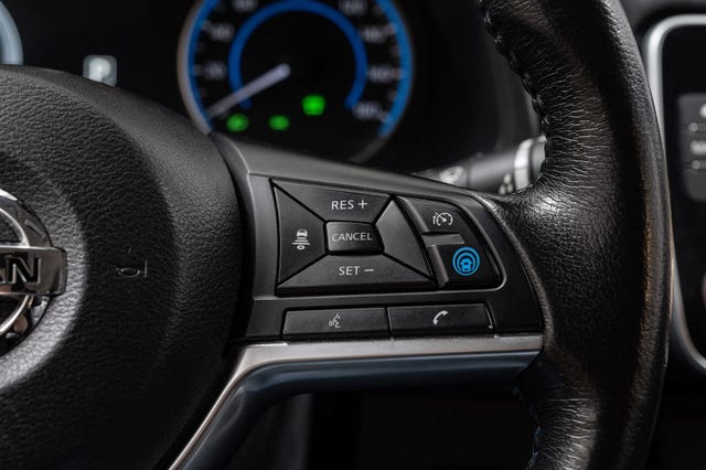 2021 NISSAN LEAF - 12