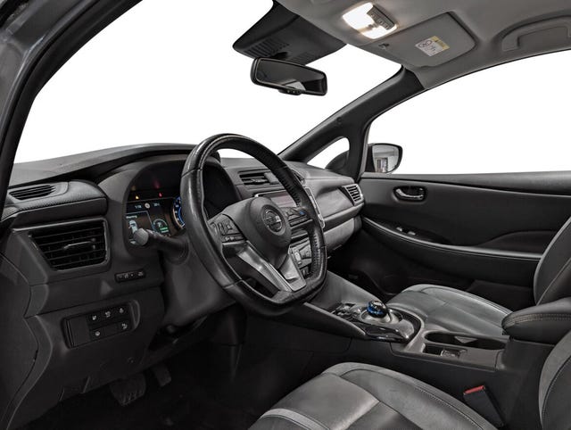 2020 NISSAN LEAF - 21