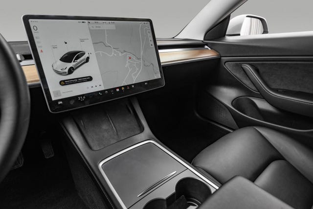2021 TESLA MODEL 3 - 16