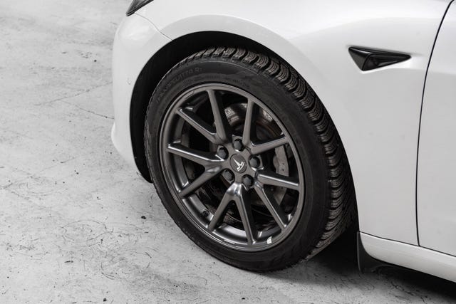 2021 TESLA MODEL 3 - 9