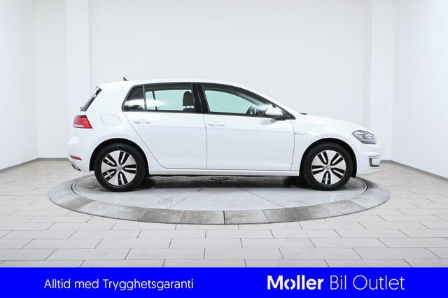 WVWZZZAUZJW903757 2018 VOLKSWAGEN GOLF-1