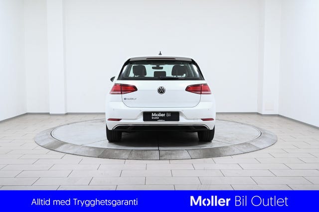 WVWZZZAUZJW903757 2018 VOLKSWAGEN GOLF-3