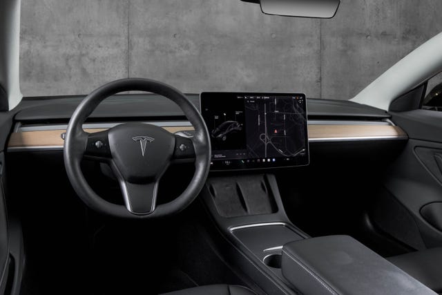 2021 TESLA MODEL 3 - 8