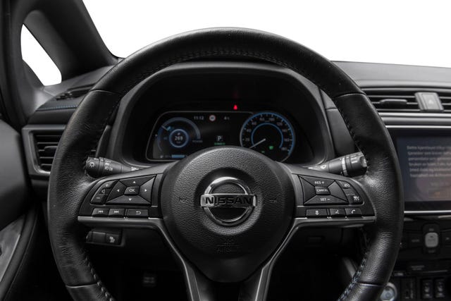 2021 NISSAN LEAF - 15