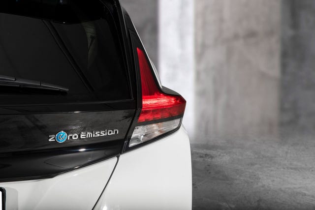 2021 NISSAN LEAF - 7