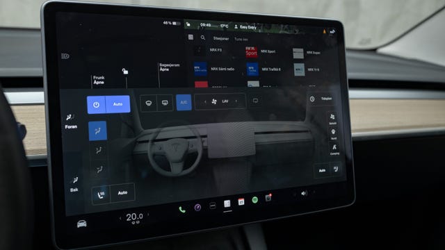 2021 TESLA MODEL 3 - 24