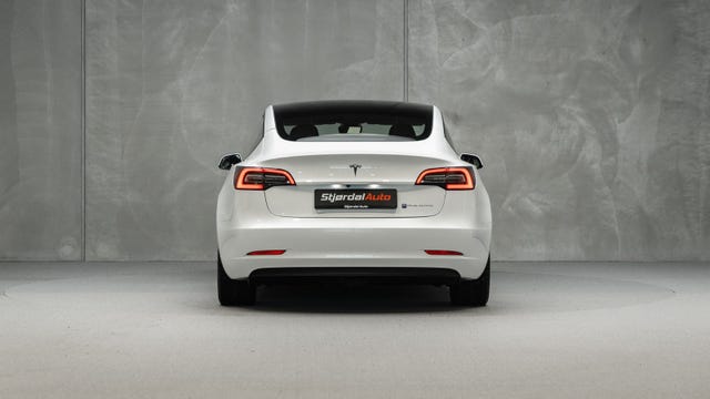 5YJ3E7EB9MF881287 2021 TESLA MODEL 3-4