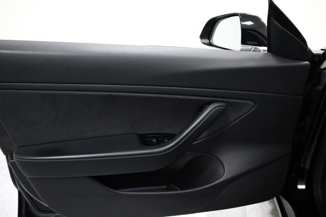 2019 TESLA MODEL 3 - 16