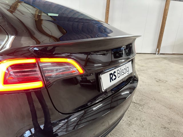 2019 TESLA MODEL 3 - 9