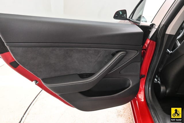 2019 TESLA MODEL 3 - 13