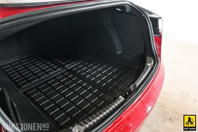 2019 TESLA MODEL 3 - 16