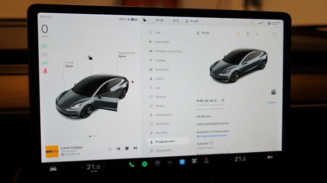 2019 TESLA MODEL 3 - 12