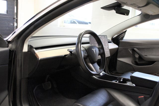 2019 TESLA MODEL 3 - 14
