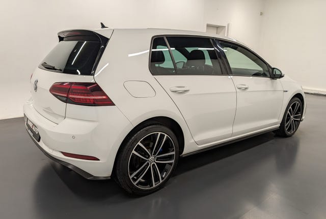 2018 VOLKSWAGEN GOLF - 13
