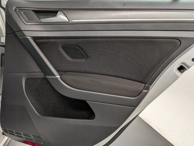 2018 VOLKSWAGEN GOLF - 54