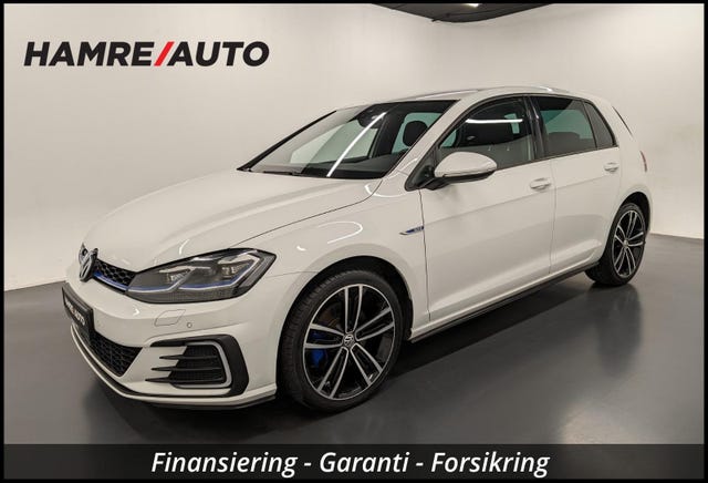 WVWZZZAUZJW802905 2018 VOLKSWAGEN GOLF-0