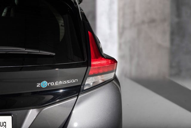 2021 NISSAN LEAF - 7