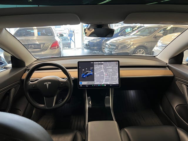 2019 TESLA MODEL 3 - 10