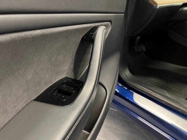 2019 TESLA MODEL 3 - 12