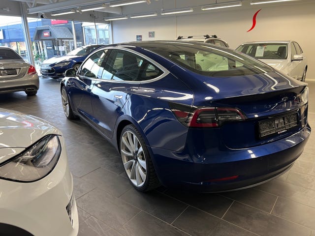 5YJ3E7EB6KF339173 2019 TESLA MODEL 3-4