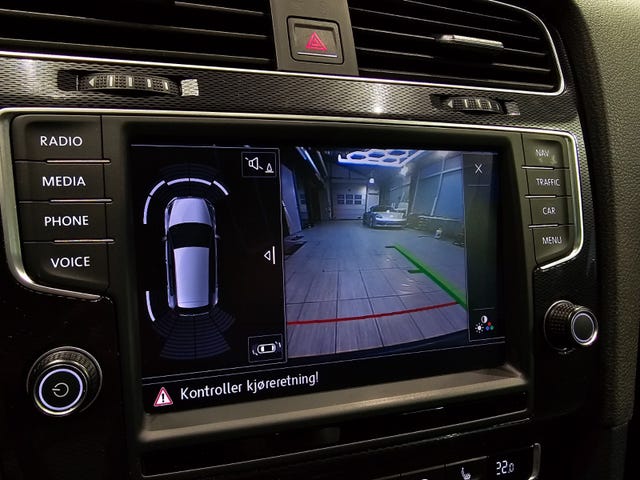 2015 VOLKSWAGEN GOLF - 26