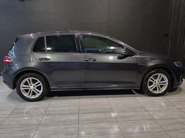 2015 VOLKSWAGEN GOLF - 12