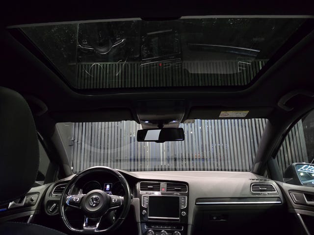 2015 VOLKSWAGEN GOLF - 29