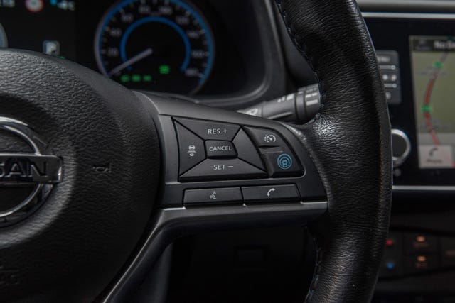 2020 NISSAN LEAF - 16