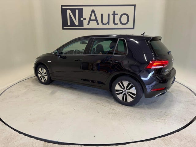 2018 VOLKSWAGEN GOLF - 8