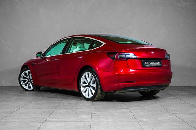 5YJ3E7EBXKF203614 2019 TESLA MODEL 3-5