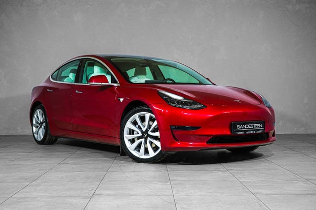 5YJ3E7EBXKF203614 2019 TESLA MODEL 3-1