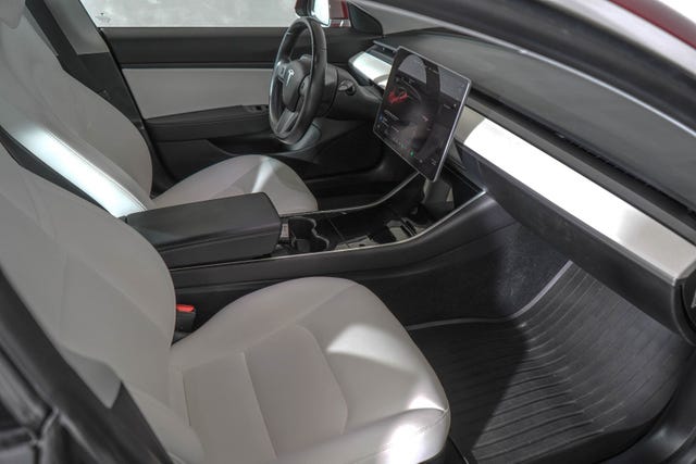 2019 TESLA MODEL 3 - 13