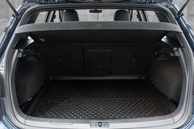 2018 VOLKSWAGEN GOLF - 31