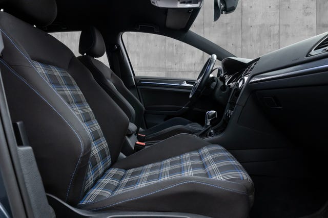 2018 VOLKSWAGEN GOLF - 15