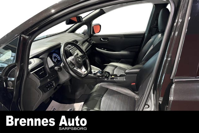 2018 NISSAN LEAF - 9