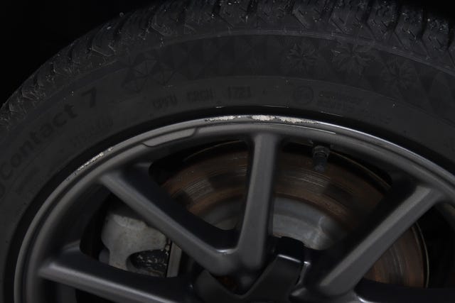 5YJ3E7EB7KF316520 2019 TESLA MODEL 3-4